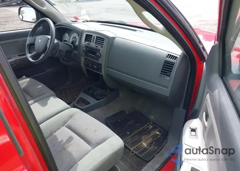 2007 Dodge Dakota Slt from USA, damaged, VIN 1D7HW48N17S128373